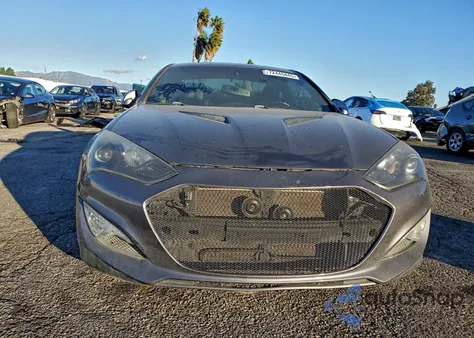 2013 Hyundai Genesis Coupe 3.8L z USA, uszkodzony, nr VIN KMHHU6KJ8DU113091